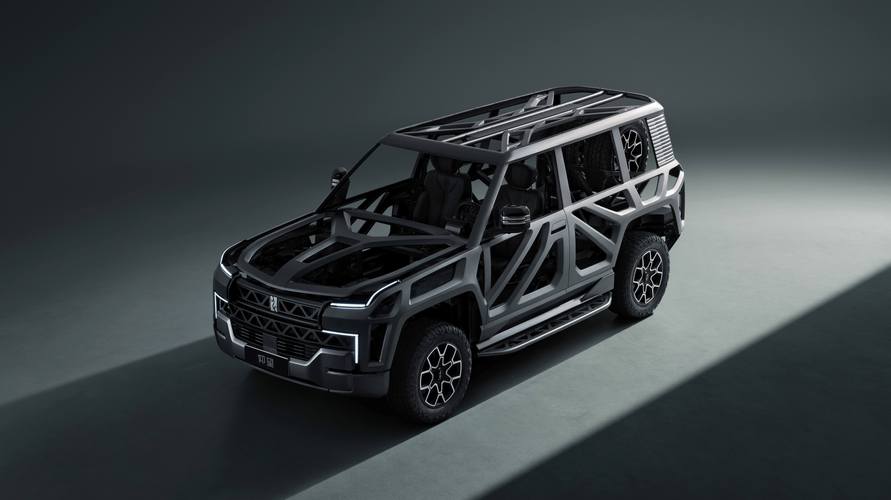 深圳305仰望U8硬派越野的科技魅力，国能汽车对传统燃油车市场的冲击